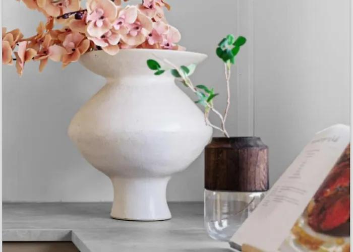 Utleie Av Romslig Og Velutstyrt 10 Minutter Fra Sentrum For Opptil 4 Personer סטוונגר