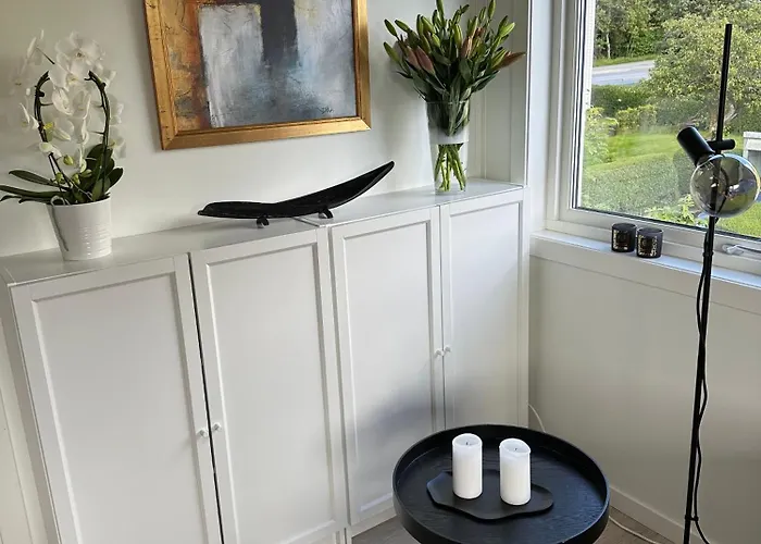Apartament Utleie Av Romslig Og Velutstyrt 10 Minutter Fra Sentrum For Opptil 4 Personer