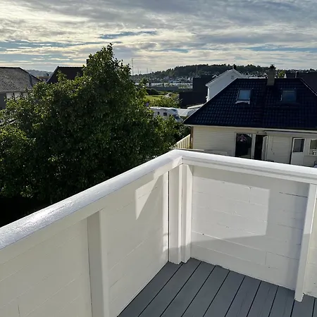 Apartmán Utleie Av Romslig Og Velutstyrt 10 Minutter Fra Sentrum For Opptil 4 Personer Stavanger