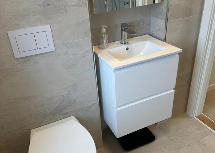 Apartmán Utleie Av Romslig Og Velutstyrt 10 Minutter Fra Sentrum For Opptil 4 Personer *